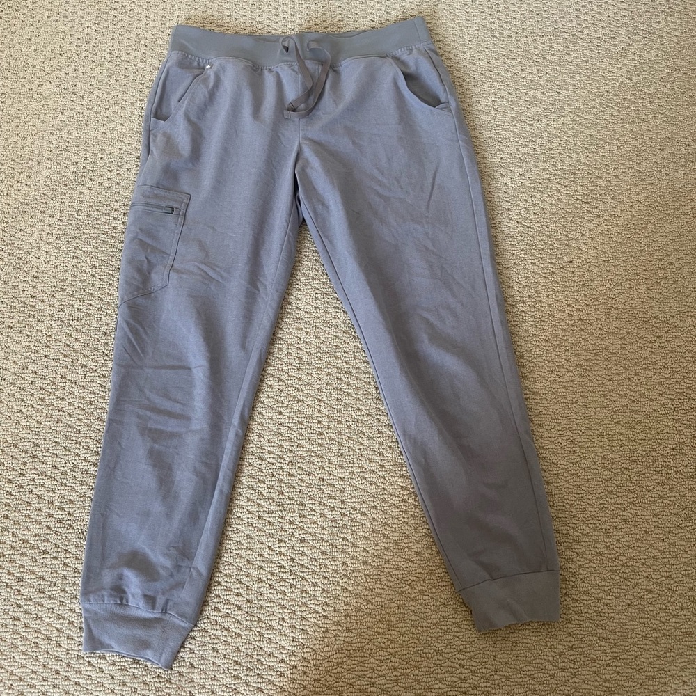 FIGS Scrubs DARK SPACE GRAY